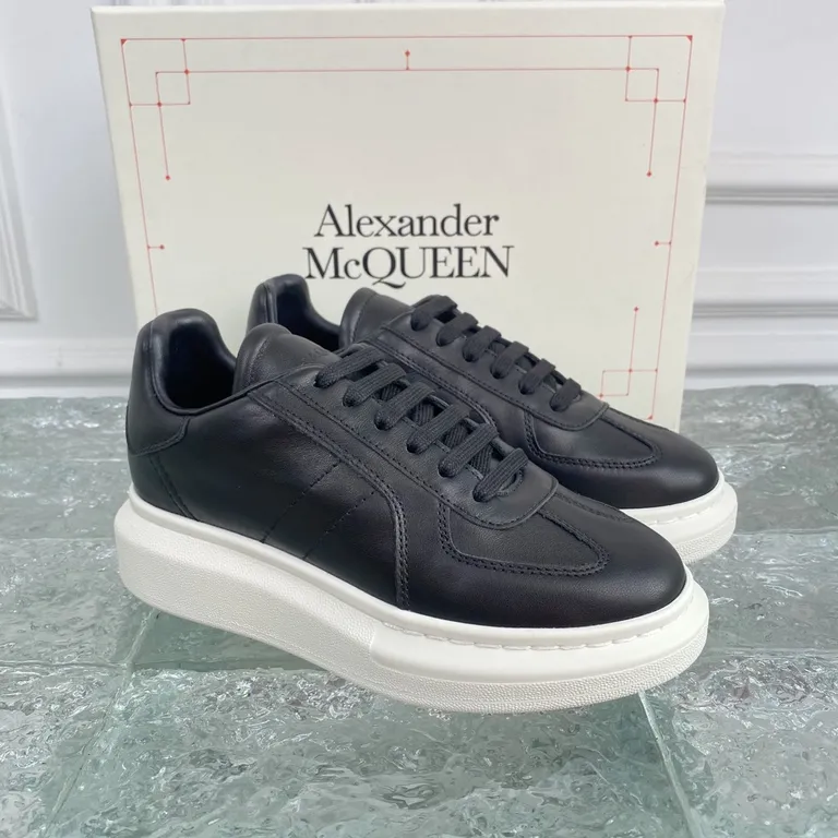 Alexander McQueen Shoe 